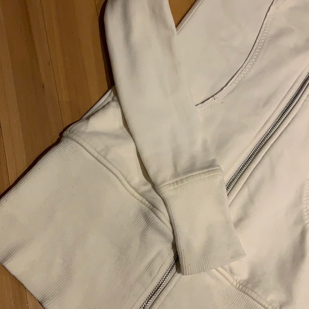 Lululemon Off White Live Simply Jacket GUC - size 2 - Picture 9 of 17